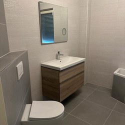 Badkamer met toilet in Almere 10.jpeg