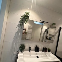 Nieuwe gerenoveerde badkamer in Almere Buiten 07